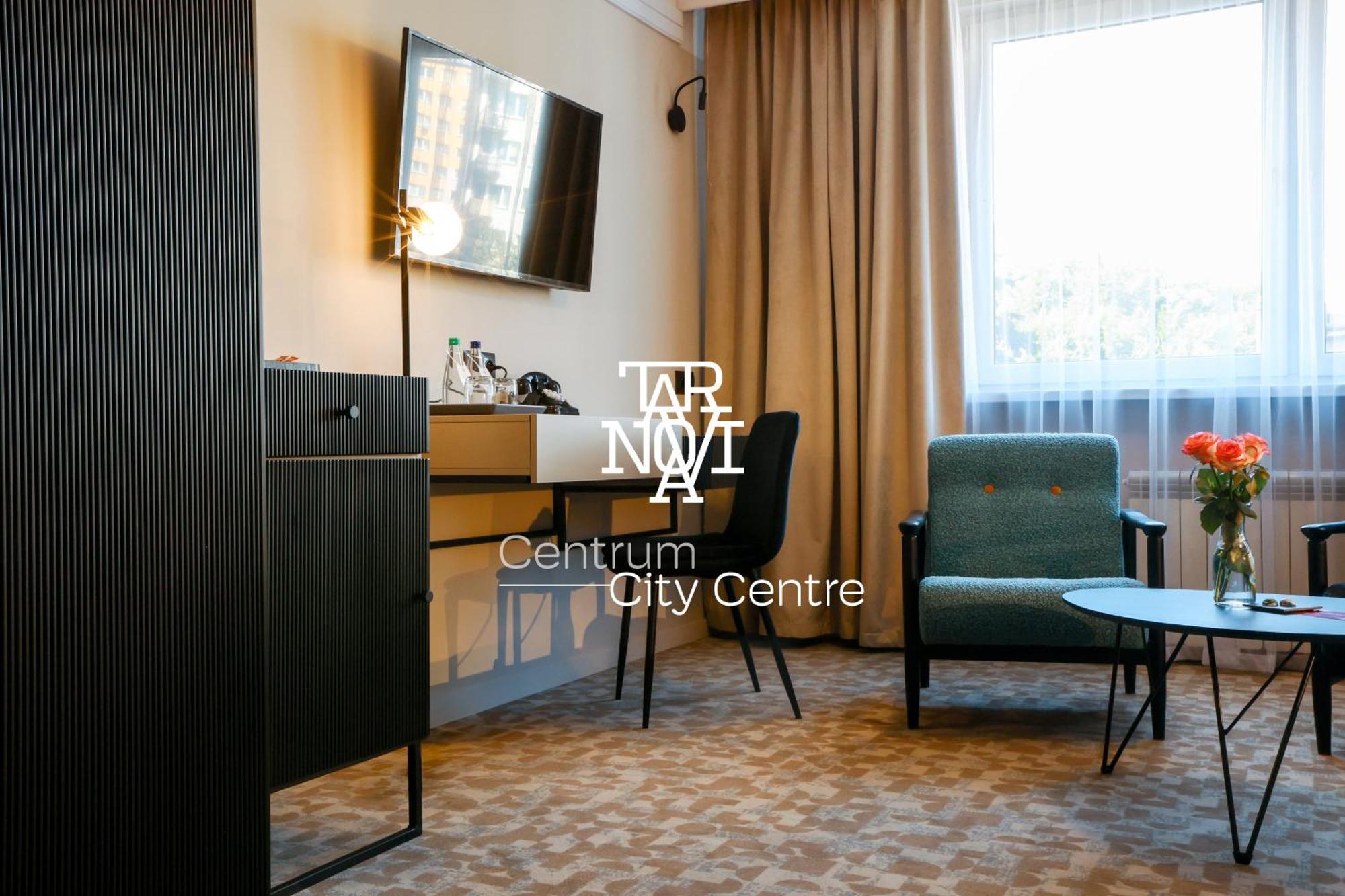 Hotel Tarnovia Тарнов Екстериор снимка