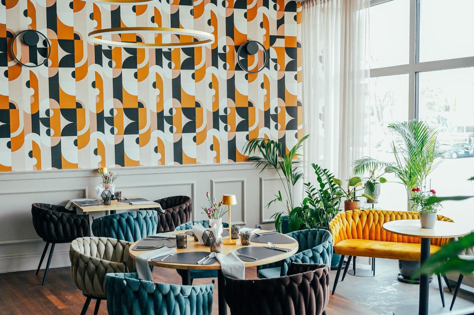 Hotel Tarnovia Тарнов Екстериор снимка